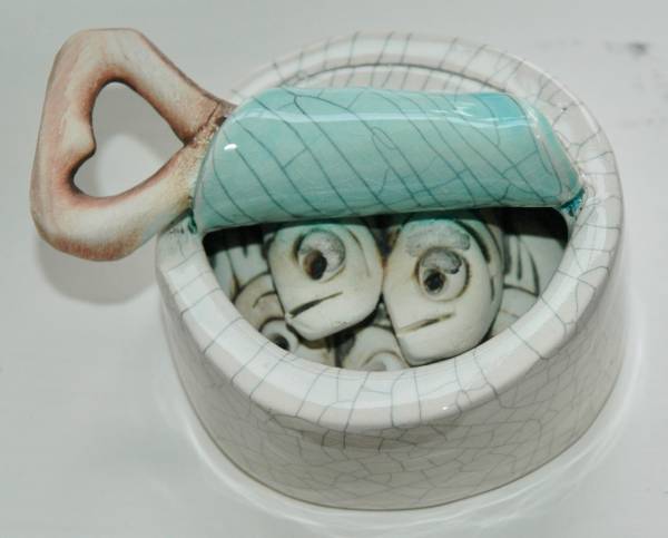 - a Ceramic by Fiona Bates, measuring 6 x 8 cm (H x W) £42